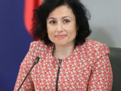 Интервю на министъра на земеделието, храните и горите Десислава Танева пред в-к "Гласът на земеделеца" на 7.12.2020 г.