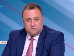 Министър Иванов: По-ниските цени на дървата ще позволят на хората да се отопляват на цени, които могат да си позволят
