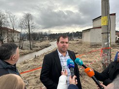 Министър Гечев: Ще помогнем на кмета на община Карлово за справяне с частичното бедствено положение