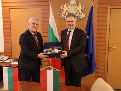Minister Vatev meets with Hungary’s Ambassador to Bulgaria Miklos Boros